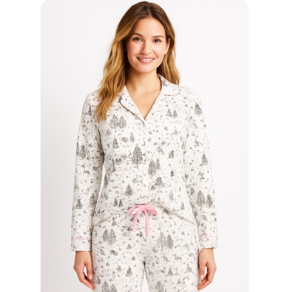 {Victoria's Secret} Whimsical Forrest Pajama Top